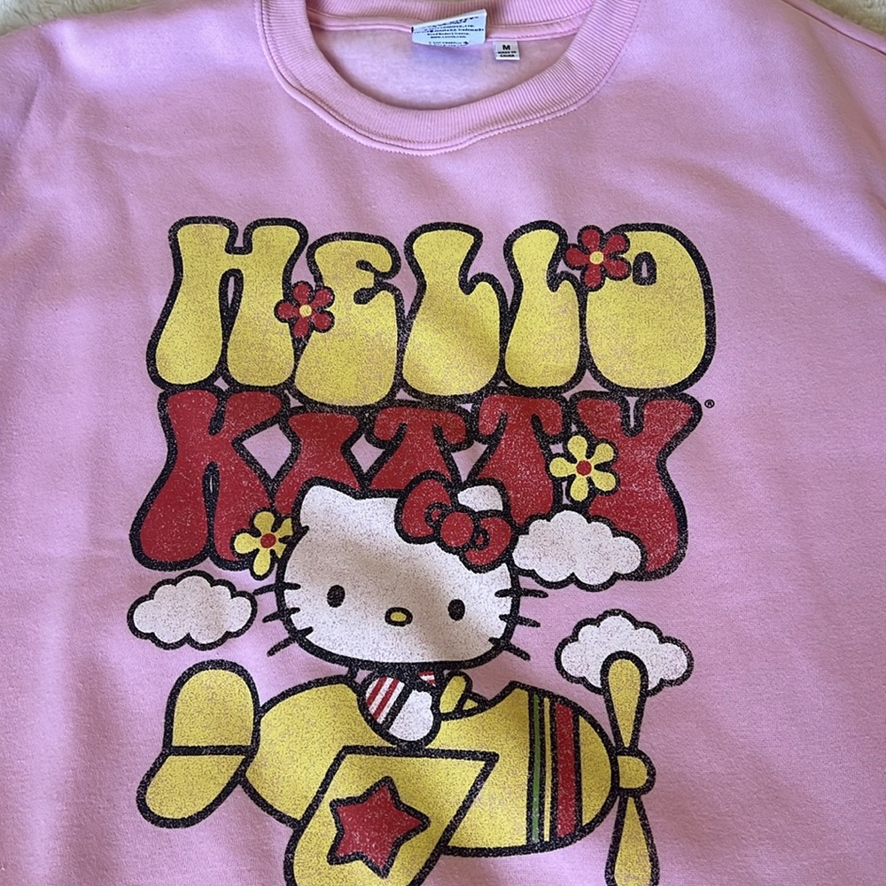 Hello Kitty Crewneck - Picture 3 of 5